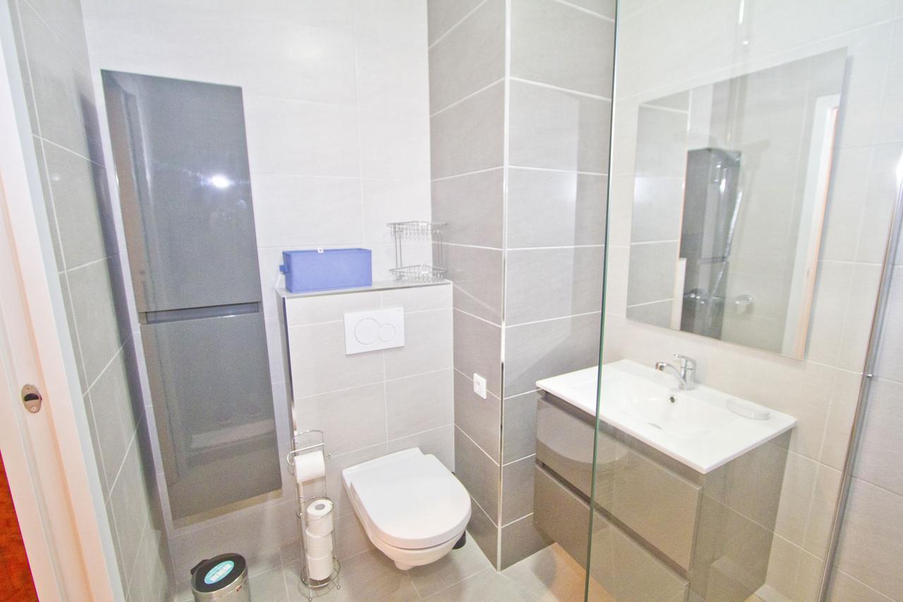 Promenade Holiday - Cosy Sea Front Studio Ница Екстериор снимка