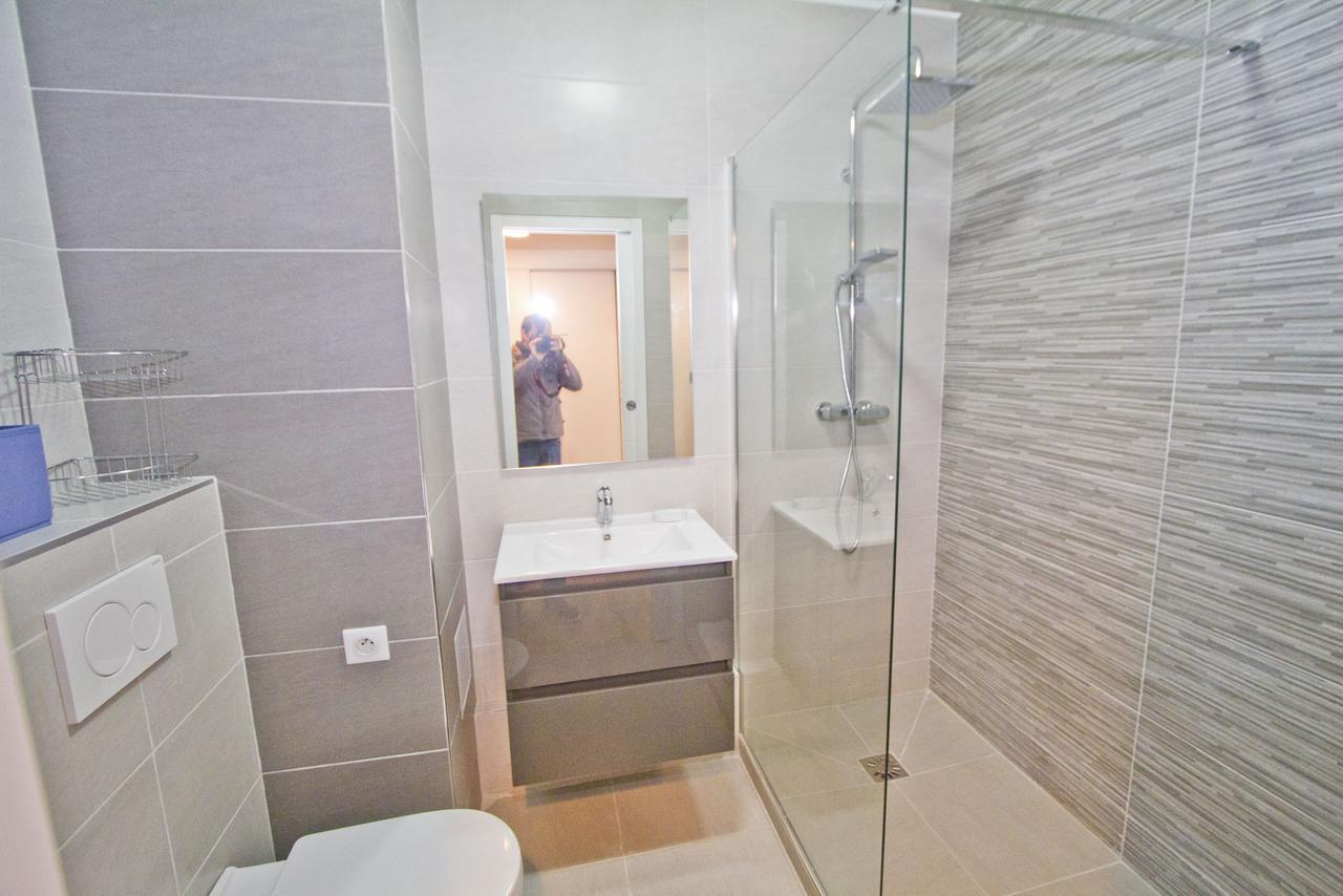 Promenade Holiday - Cosy Sea Front Studio Ница Екстериор снимка